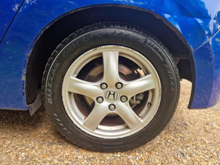 Honda FR-V - 1.7 i-VTEC SE 5dr - New in stock and ready to go - Image 41