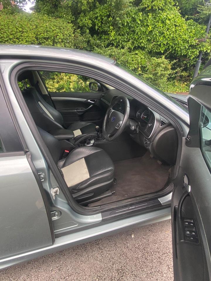 Saab 9-3 - 1.9 TiD Vector Sport Euro 4 4dr - Cruise Control, Great MPG - Image 8
