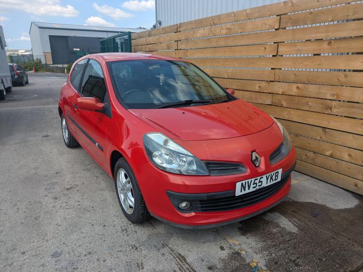 Cheap Renault Clio - 1.4 16v Dynamique 3dr - PX TO CLEAR, MOT OCT 25 for sale in St Helens, Merseyside