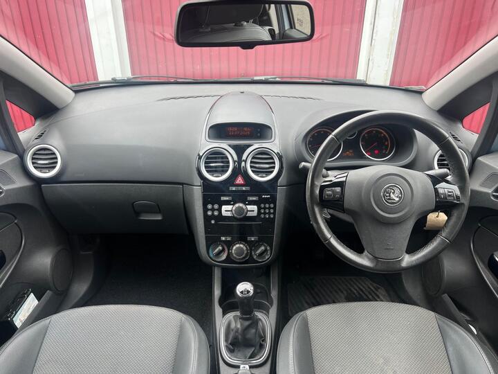 Vauxhall Corsa - 1.2i 16v Design 3dr (a/c) - FULL SERVICE HISTORY/LONG MOT - Image 12