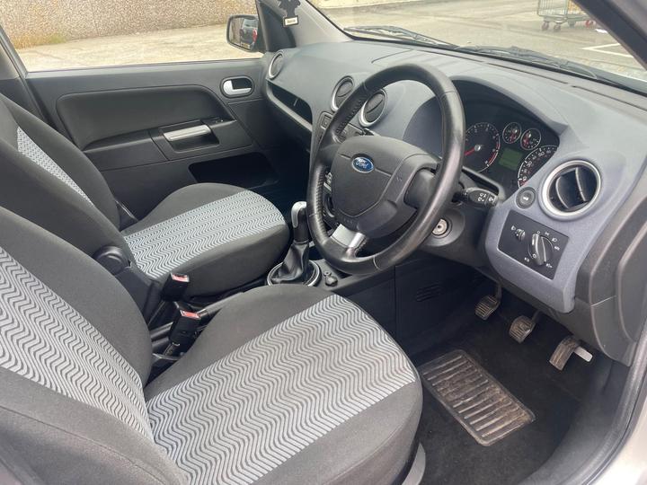 Ford Fusion - 1.6 TDCi Plus 5dr - Diesel Fusion With Park Sensor - Image 10