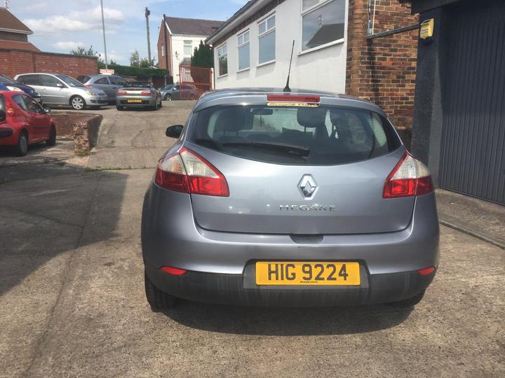 Renault Megane - 1.6 16V Expression Euro 4 5dr - March 2026 mot hpi clear car - Image 9