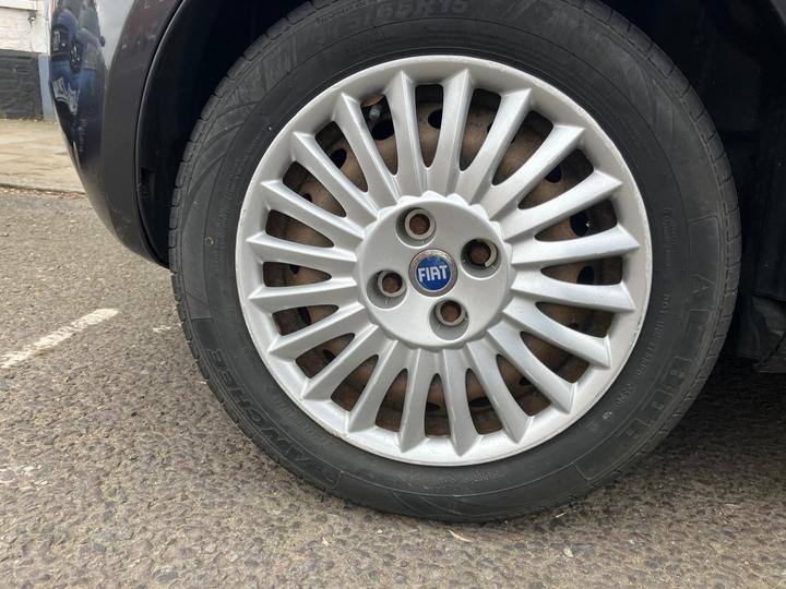 Fiat Grande Punto - 1.2 Active 5dr - Owned by my family from new - Image 22