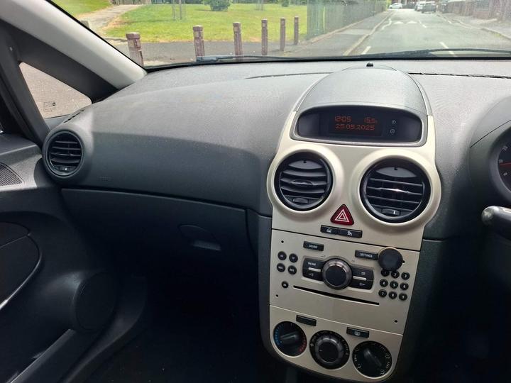 Vauxhall Corsa - 1.0i ecoFLEX 12v S 3dr - Image 12