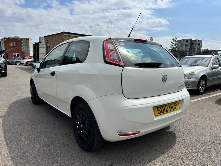 Fiat Punto - 1.2 Pop Manual Euro 5 3dr - HPI | Long MOT |Low Ins. Group - Image 5