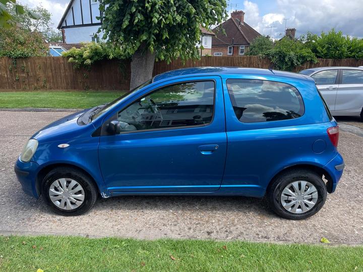 Toyota Yaris - 1.0 VVT-i T2 3dr - (Last Owner For 5 Years) - Image 12