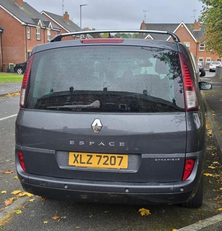 Renault Grand Espace - 2.0 dCi Dynamique 5dr - Image 3