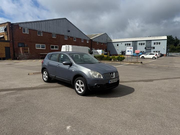 Cheap Nissan Qashqai - 1.6 Visia 2WD 5dr - 1.6 Petrol with Long MOT for sale in Gosport, Hampshire