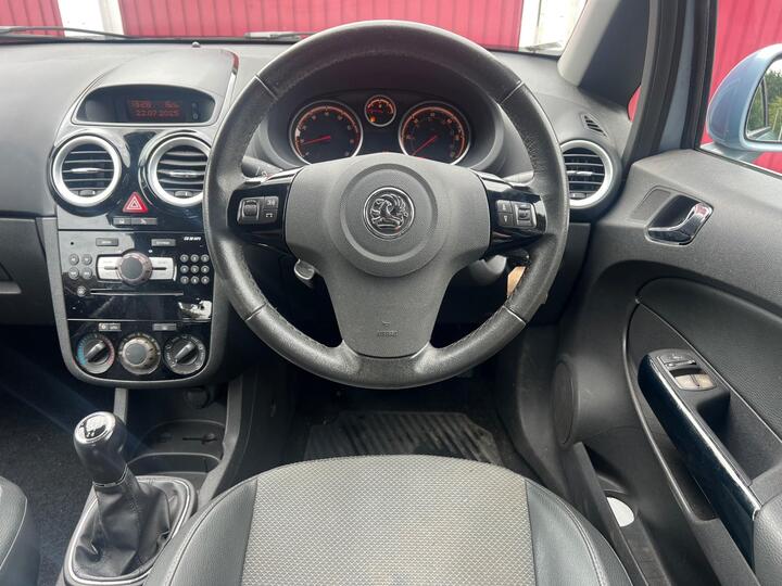 Vauxhall Corsa - 1.2i 16v Design 3dr (a/c) - FULL SERVICE HISTORY/LONG MOT - Image 13