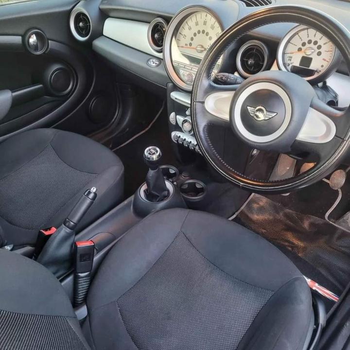 MINI Convertible - 1.6 One Euro 5 2dr - Image 8