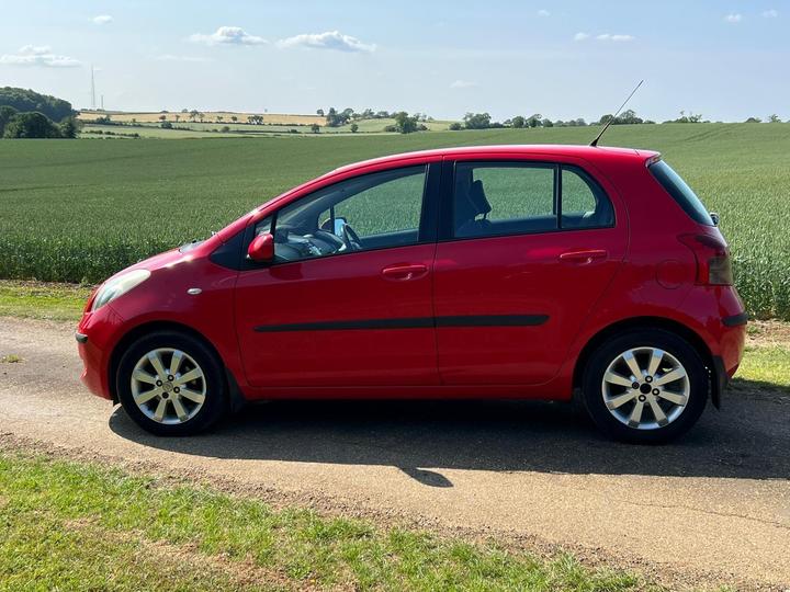 Toyota Yaris - 1.3 VVT-i TR 5dr - Runs and drives great - Image 5