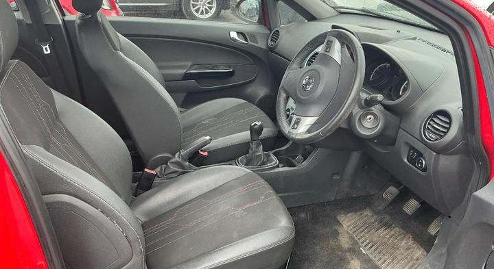 Vauxhall Corsa - 1.2 16V Active Euro 5 3dr (A/C) - 12M MOT, 2X KEYS, PSH - Image 8