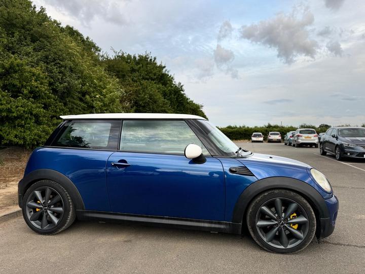 MINI Hatch - 1.6 Cooper Euro 4 3dr - ULEZZ FREE - Image 6