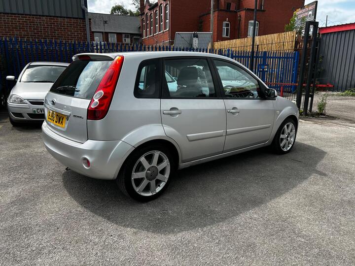 Ford Fiesta - 1.25 Zetec Blue Edition 5dr - Full MOT|FSH|First Car - Image 7