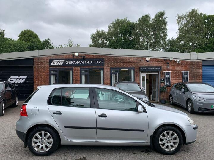 Volkswagen Golf - 1.9 TDI SE 5dr - Image 4