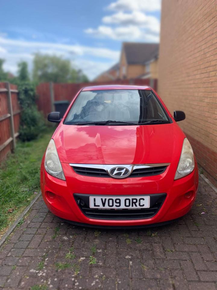 Cheap Hyundai i20 - 1.2 Classic Euro 4 5dr - * PLEASE READ DESCRIPTION * for sale in Bedford, Bedfordshire