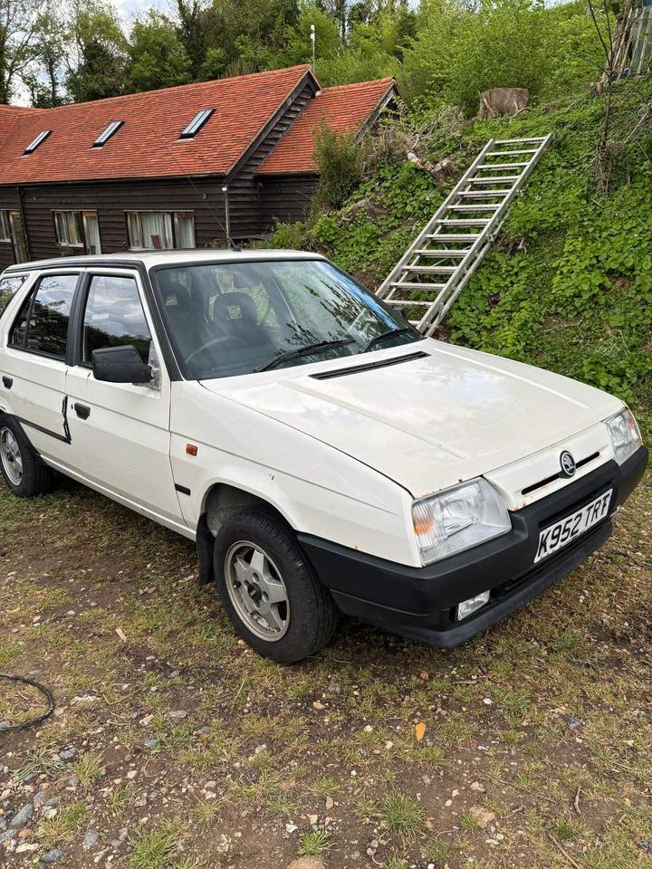 Cheap Skoda Favorit - 1.3 GLXi 5dr - Low Mileage, Great Condition for sale in Rickmansworth, Hertfordshire