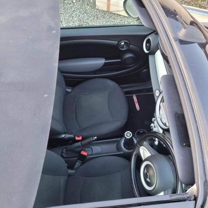 MINI Convertible - 1.6 One Euro 5 2dr - Image 7