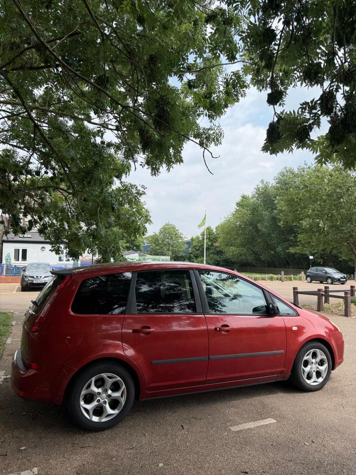 Ford C-Max - 1.8 16v Zetec 5dr - Image 2