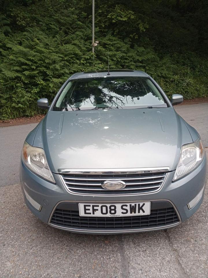 Cheap Ford Mondeo - 2.0 TDCi Ghia 5dr - New mot for sale in Launceston, Cornwall
