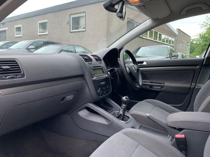 Volkswagen Golf - 1.9 TDI SE 5dr - Image 15