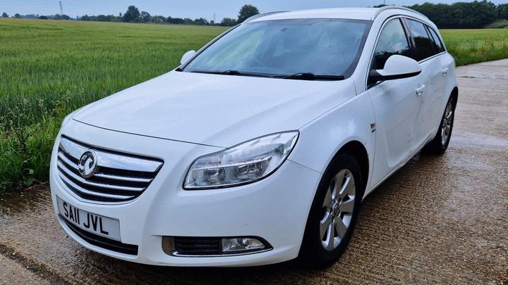 Cheap Vauxhall Insignia - 1.8 16V SRi Sports Tourer Euro 5 5dr - Vauxhall History for sale in Chichester, West Sussex