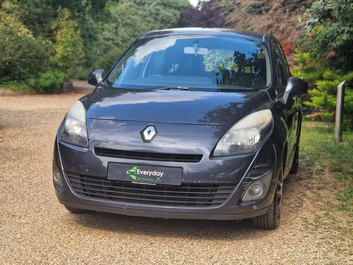 Renault Grand Scenic - 1.5 dCi Expression Euro 5 5dr - New in stock and ready to go - Image 5