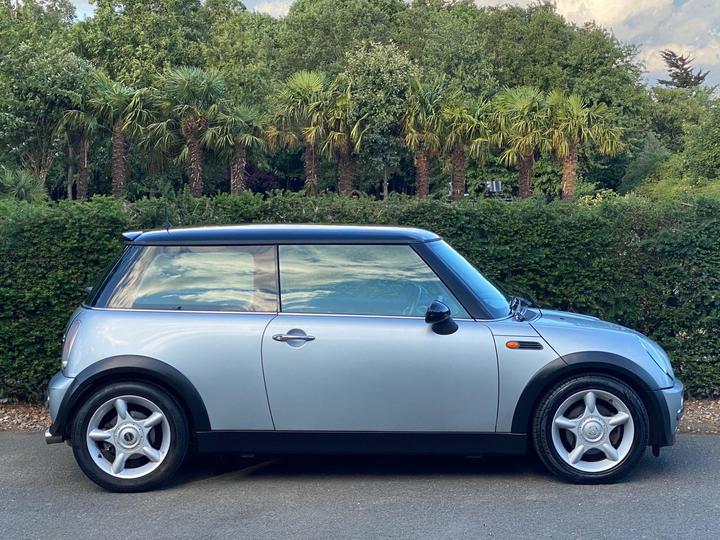 MINI Hatch - 1.6 Cooper Euro 3 3dr - Image 14