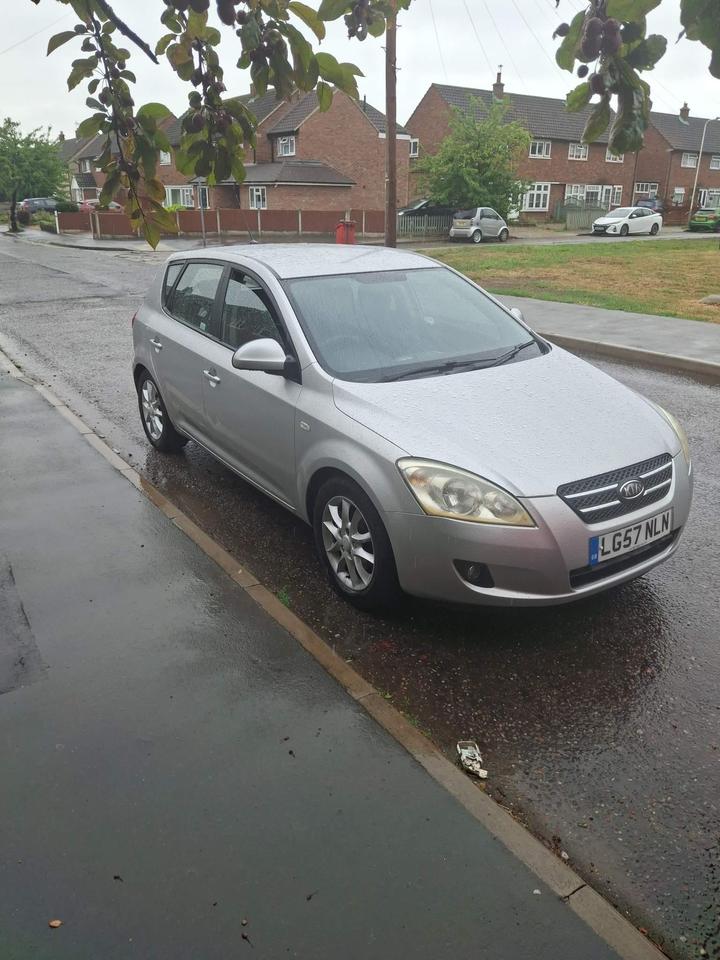 Cheap Kia Ceed - 1.6 CRDi LS 5dr for sale in Upminster, Greater London