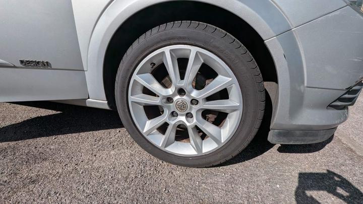 Vauxhall Astra - 1.8i Design Twin Top 2dr - Great drive sharp price! - Image 13