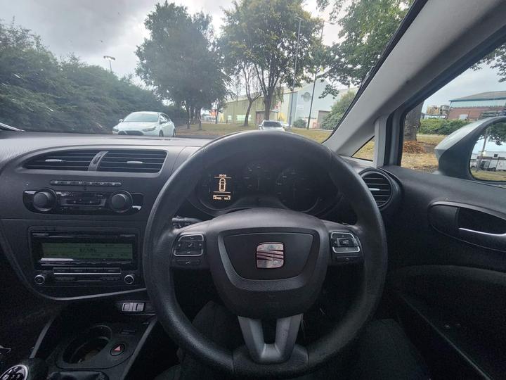 SEAT Leon - 1.6 TDI Ecomotive CR S Copa Euro 5 (s/s) 5dr - Open7Days-Nationwide Delivery - Image 15