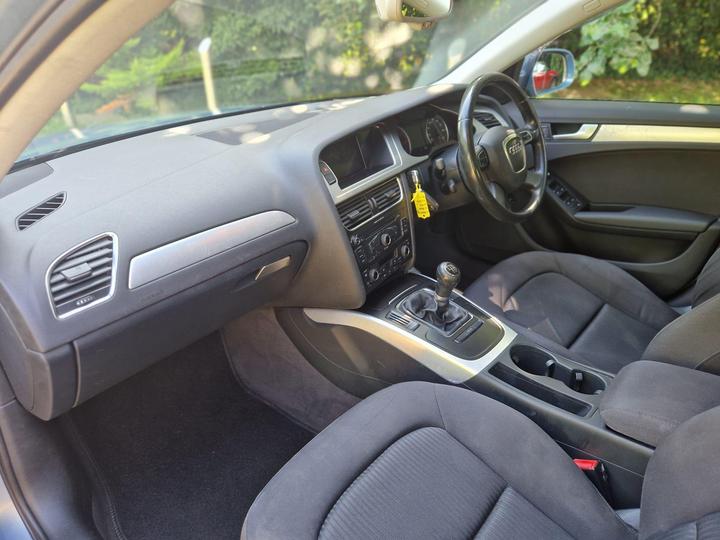 Audi A4 - 2.0 TDI Executive SE Euro 4 4dr - New in stock and ready to go - Image 23