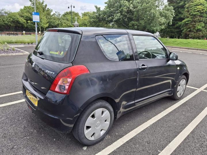 Suzuki Swift - 1.3 GL 3dr - Image 3