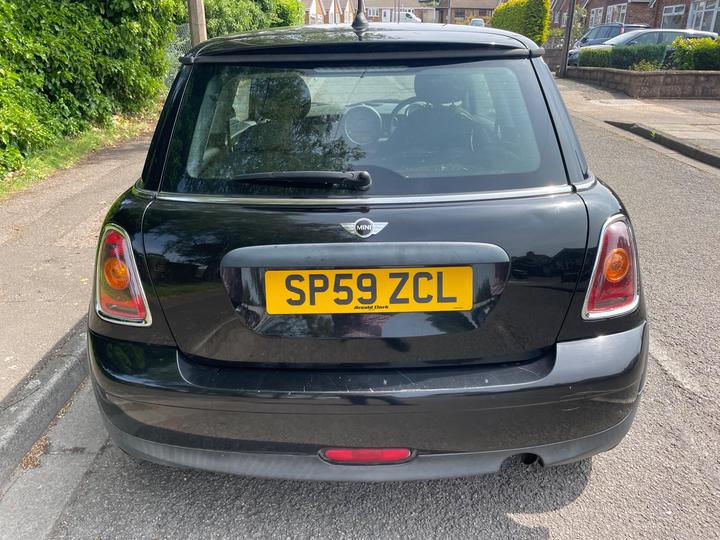 MINI Hatch - 1.4 First Euro 4 3dr - 12 MONTHS MOT - Image 9