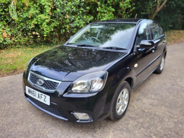 Cheap Kia Rio - 1.5 CRDi Domino 5dr - 12 Months Mot, No Advisories for sale in Hungerford, Berkshire
