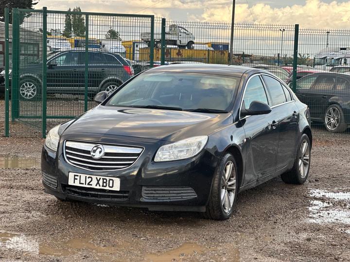 Vauxhall Insignia - 2.0 CDTi Exclusiv Auto Euro 5 5dr - DRIVES MINT+9 MONTHS MOT - Image 3