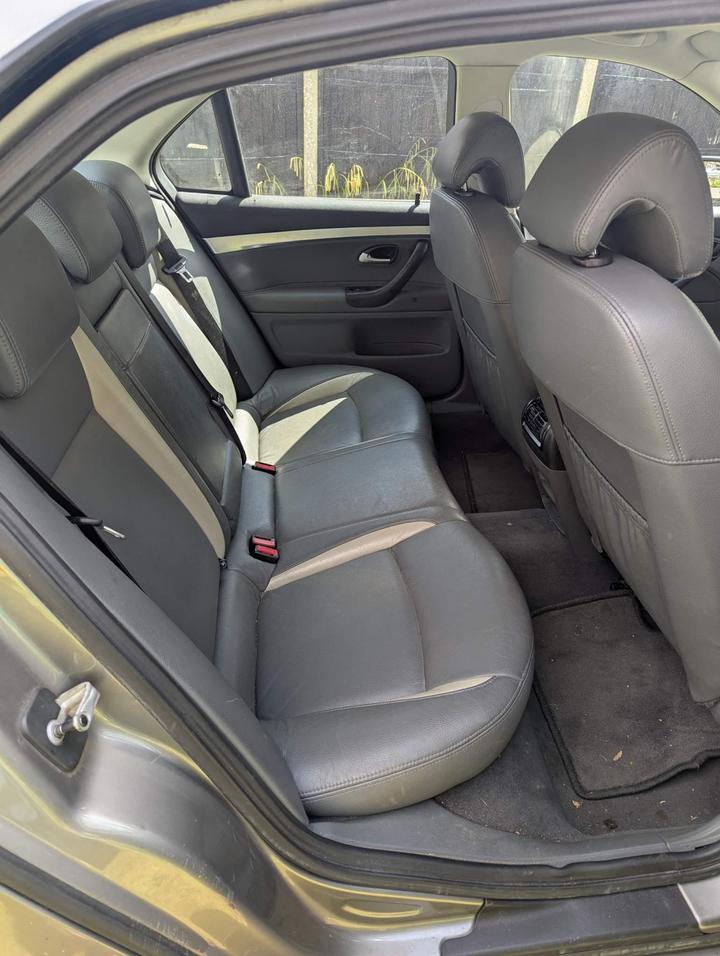 Saab 9-3 - 2.0T Aero 4dr - Image 12