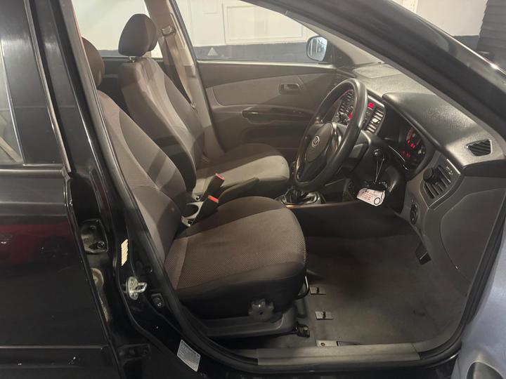 Kia Rio - 1.4 Domino 5dr - ULEZ + PART EX GOLD. - Image 11