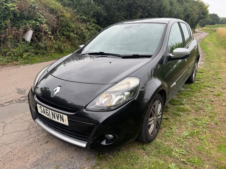 Renault Clio - 1.5 dCi Dynamique TomTom Euro 5 5dr - + JUST ARRIVED IN PX + - Image 7