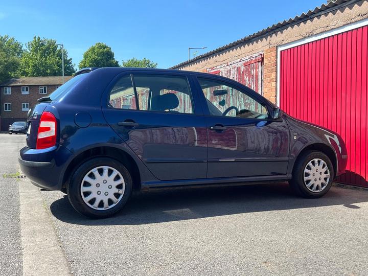 Skoda Fabia - 1.4 16V Ambiente 5dr - IDEAL FIRST CAR - LONG MOT - Image 8