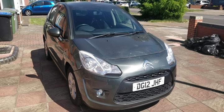 Cheap Citroen C3 - 1.4i VTR+ Euro 5 5dr - Great first car, low cost for sale in Edgware, Greater London