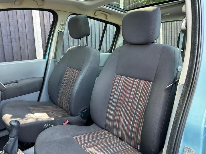 Renault Modus - 1.2 TCe 16v Expression 5dr - ULEZ-PANORAMIC ROOF-BUYNOW - Image 42