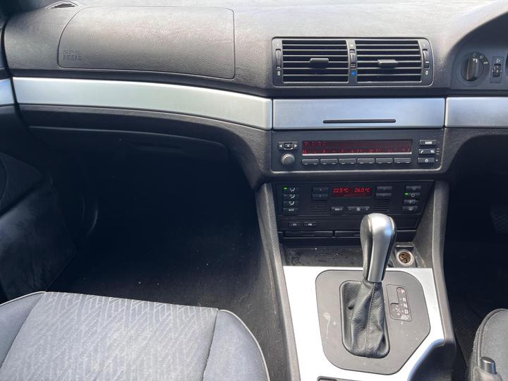 BMW 5 Series - 2.2 520i ES SE 4dr - MOT 19/01/26+P/X TO CLEAR - Image 23