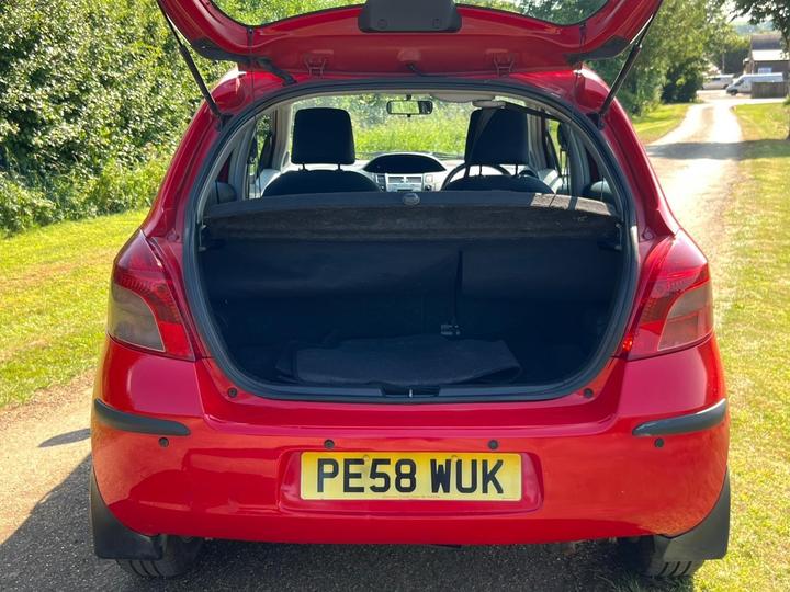 Toyota Yaris - 1.3 VVT-i TR 5dr - Runs and drives great - Image 10