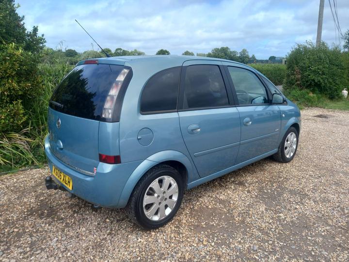 Vauxhall Meriva - 1.4i 16v Design 5dr (a/c) - JUNE 2026 MOT, JUST SERVICED - Image 3