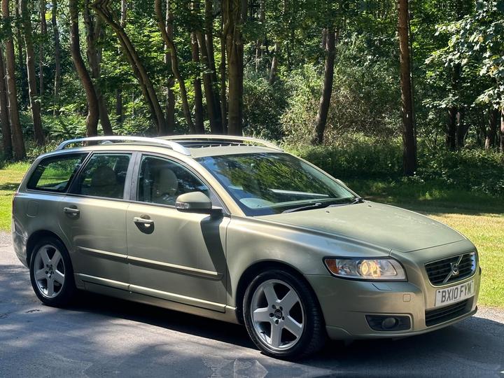 Cheap Volvo V50 - 1.6D DRIVe SE Lux Euro 4 (s/s) 5dr for sale in Slough, Berkshire