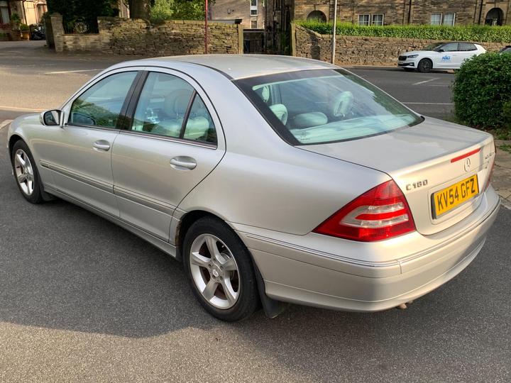 Mercedes-Benz C Class - 1.8 C180 Kompressor Avantgarde SE 4dr - LONG MOT-S/HISTORY-2 KEYS - Image 8