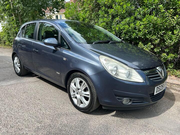 Cheap Vauxhall Corsa - 1.4i 16v Design 5dr (a/c) - ONE PREVIOUS OWNER FROM NEW for sale in Bristol