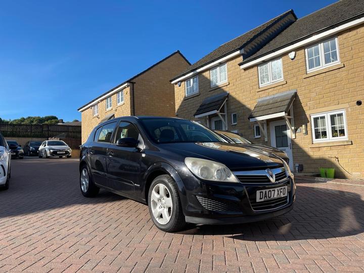 Cheap Vauxhall Astra - 1.4i 16v Energy 5dr - 12 Months MOT for sale in Keighley, West Yorkshire