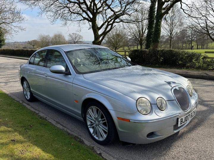 Jaguar S-Type - 2.7D V6 SE 4dr - GREAT EXAMPLE DRIVES LOVELY - Image 6